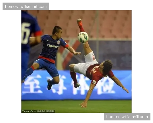 陈晋一任意球直接破门 申花定位球进攻成重要得分手段